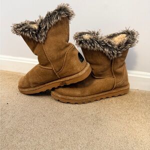 Brown Bearpaw size 9 Faux Fur Lined Boots